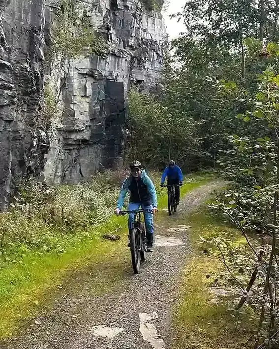 Rockside trail biking